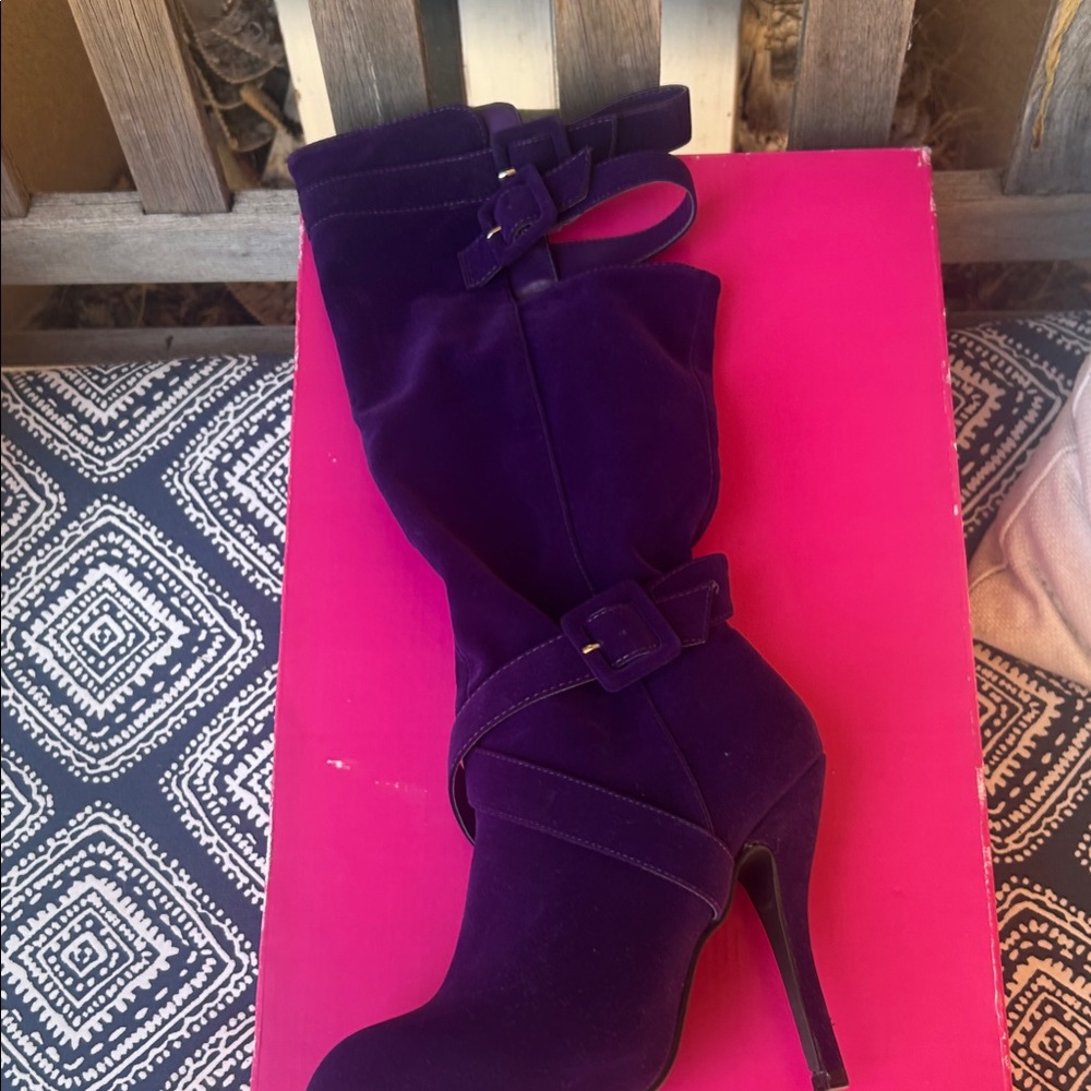 Shoe Dazzle Women's Bold Purple Heeled Boots